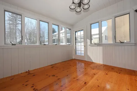 7 Colonial Square Peterborough NH 03458