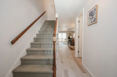 7 Colonial Square Peterborough NH 03458