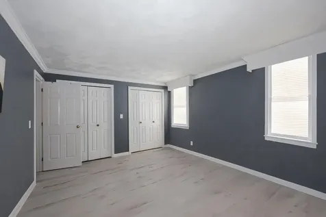 7 Colonial Square Peterborough NH 03458