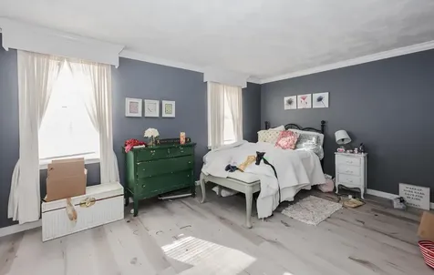 7 Colonial Square Peterborough NH 03458