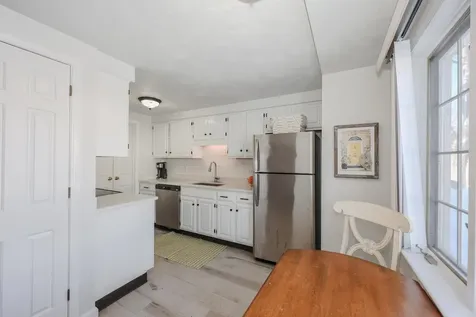 7 Colonial Square Peterborough NH 03458