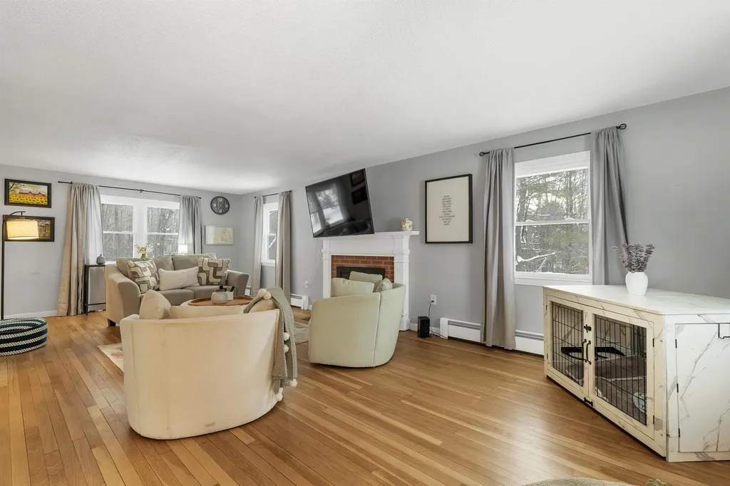 38 Lynnewood Road Laconia NH 03246