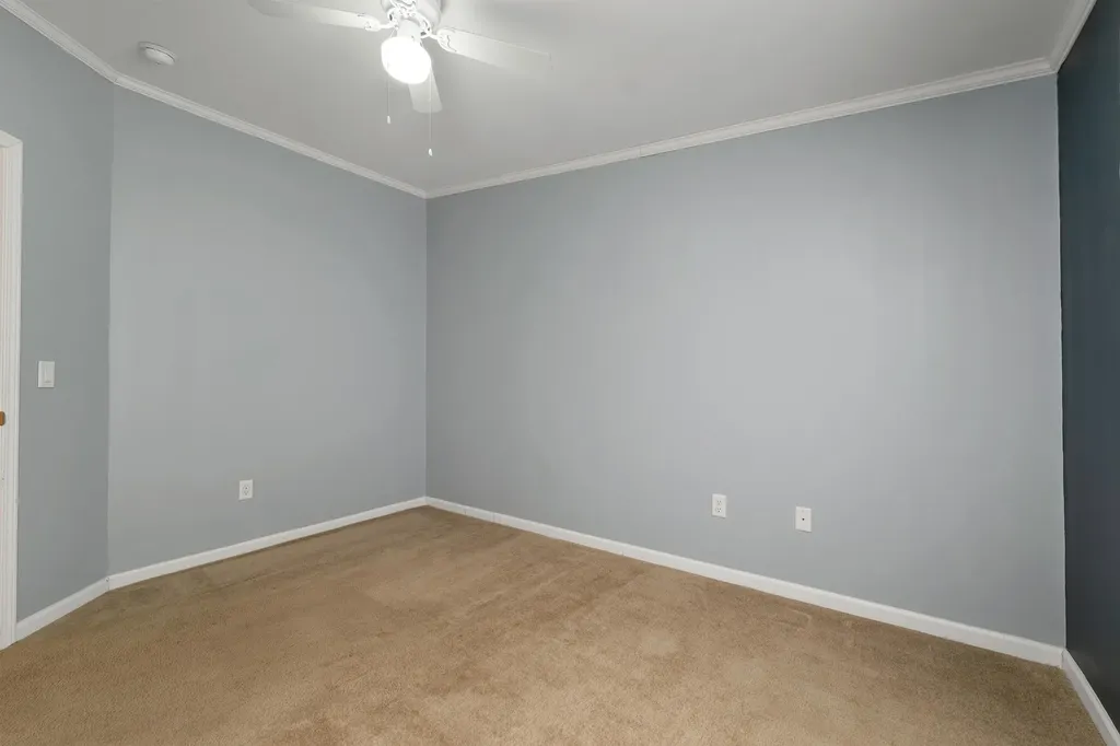71 Caddy Drive Salem NH 03079