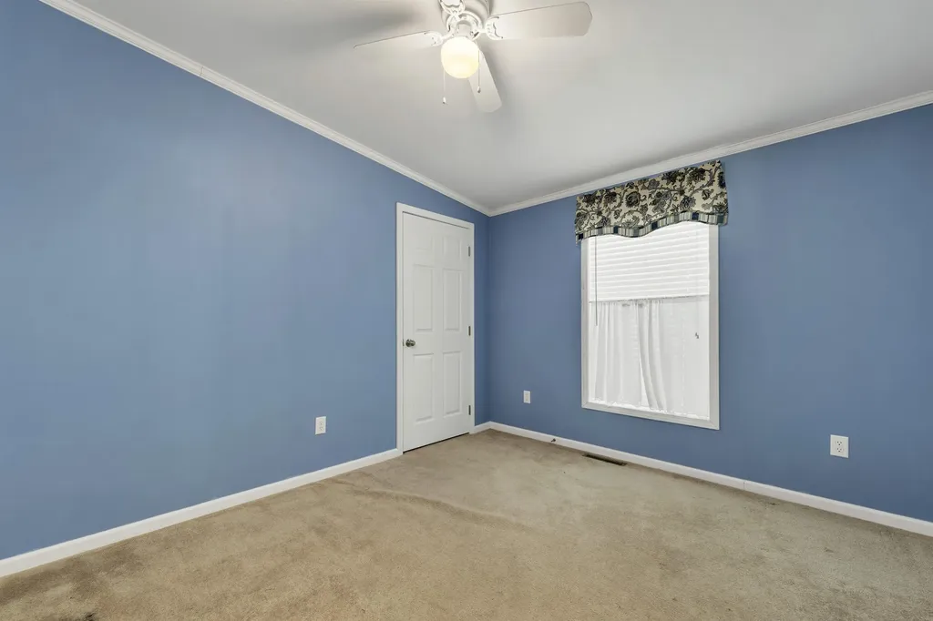 71 Caddy Drive Salem NH 03079
