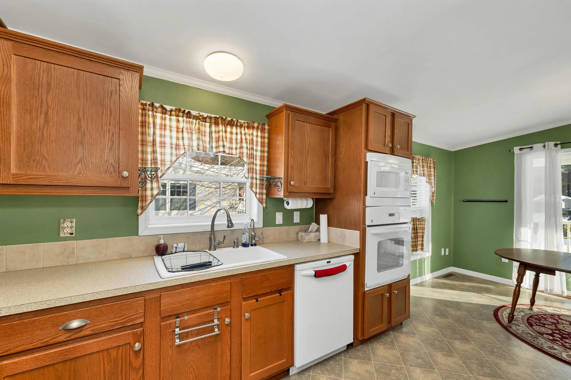 71 Caddy Drive Salem NH 03079