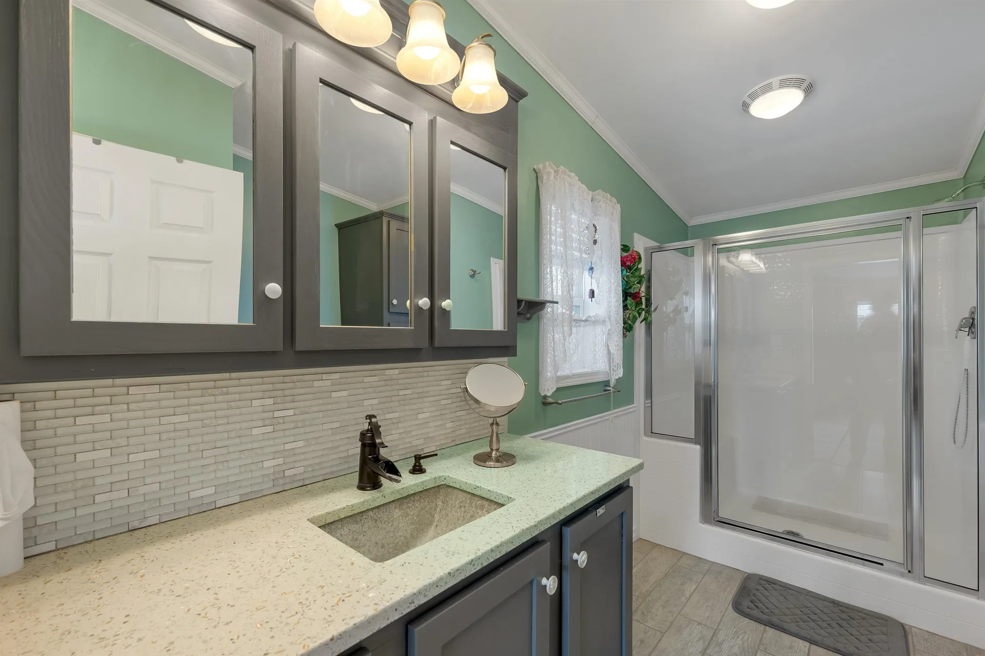 71 Caddy Drive Salem NH 03079
