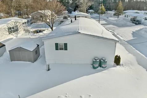 71 Caddy Drive Salem NH 03079