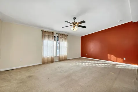 71 Caddy Drive Salem NH 03079