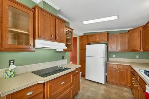 71 Caddy Drive Salem NH 03079