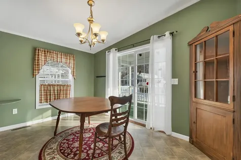 71 Caddy Drive Salem NH 03079