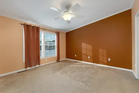 71 Caddy Drive Salem NH 03079