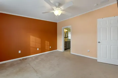 71 Caddy Drive Salem NH 03079