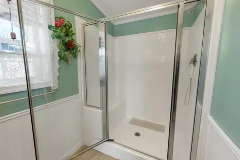 71 Caddy Drive Salem NH 03079