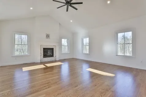 49 Countryside Drive Brookline NH 03033