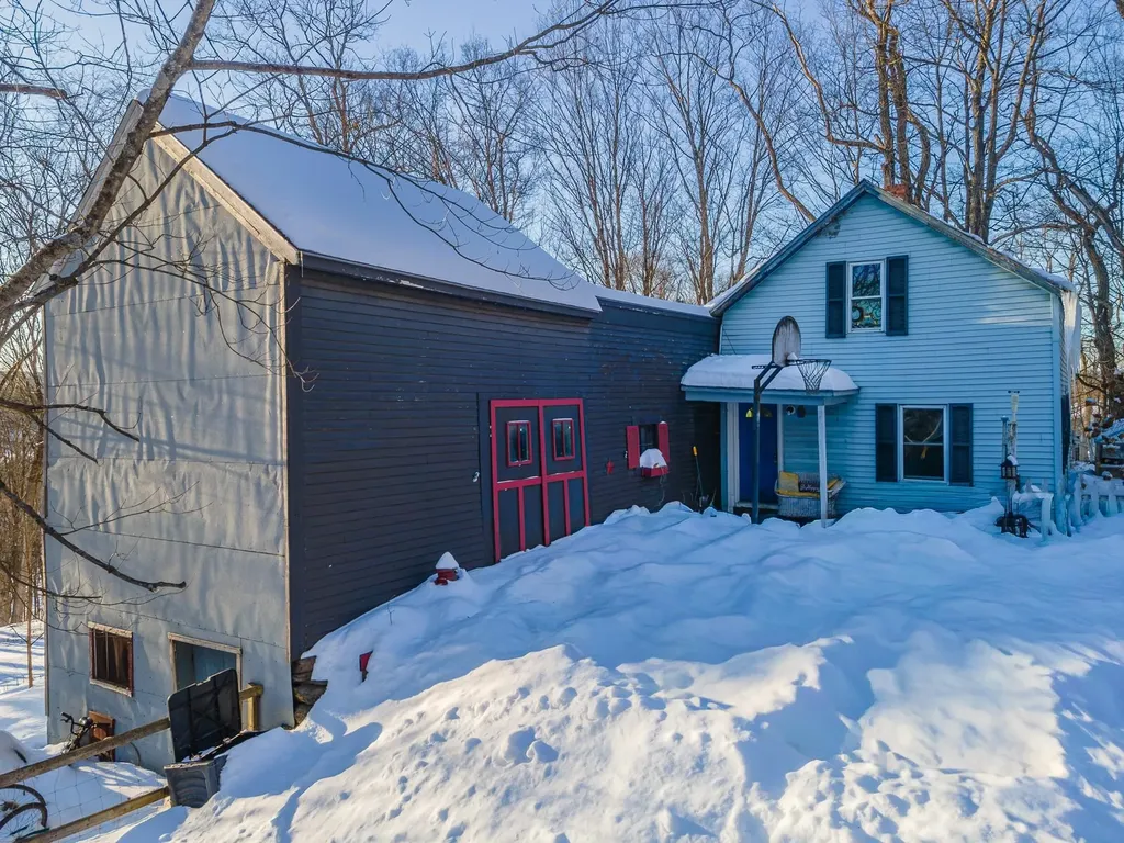 1813 Route 12 Westmoreland NH 03467