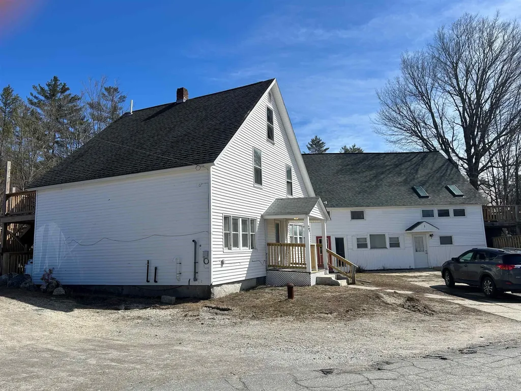 75 Library Road Grafton NH 03240