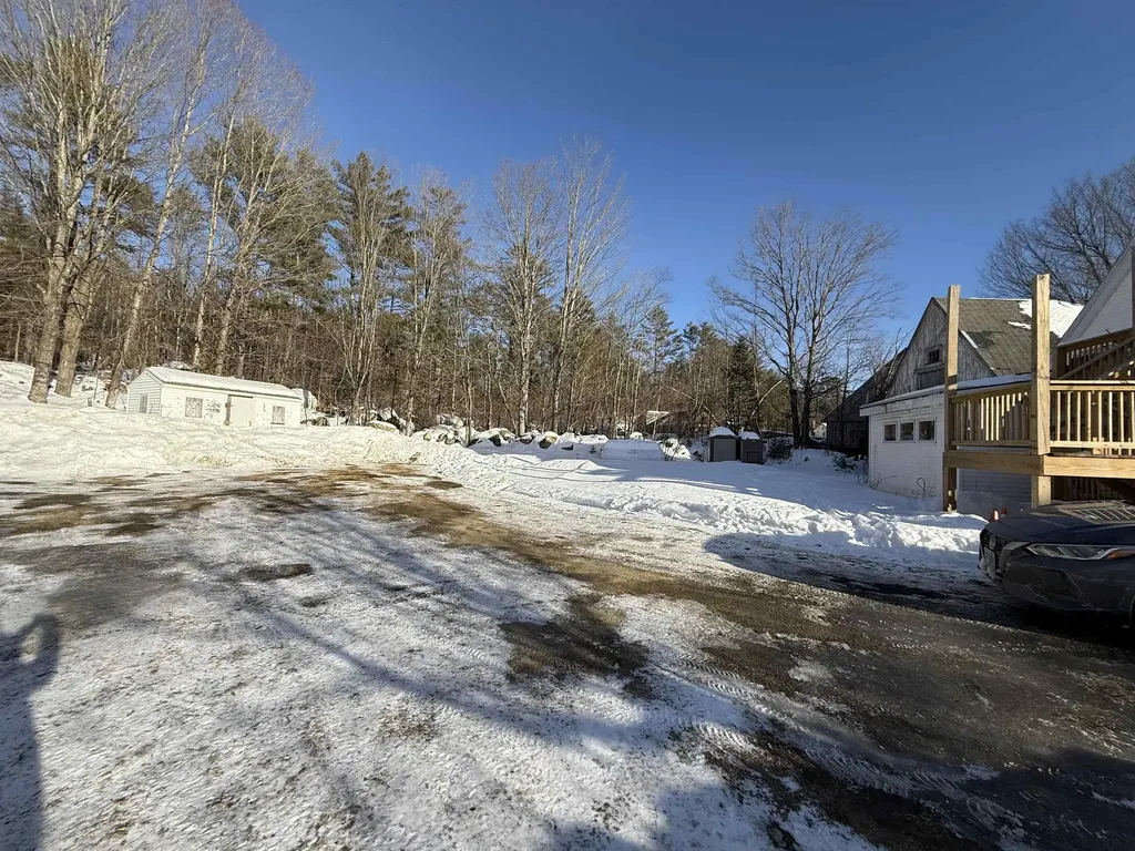 75 Library Road Grafton NH 03240