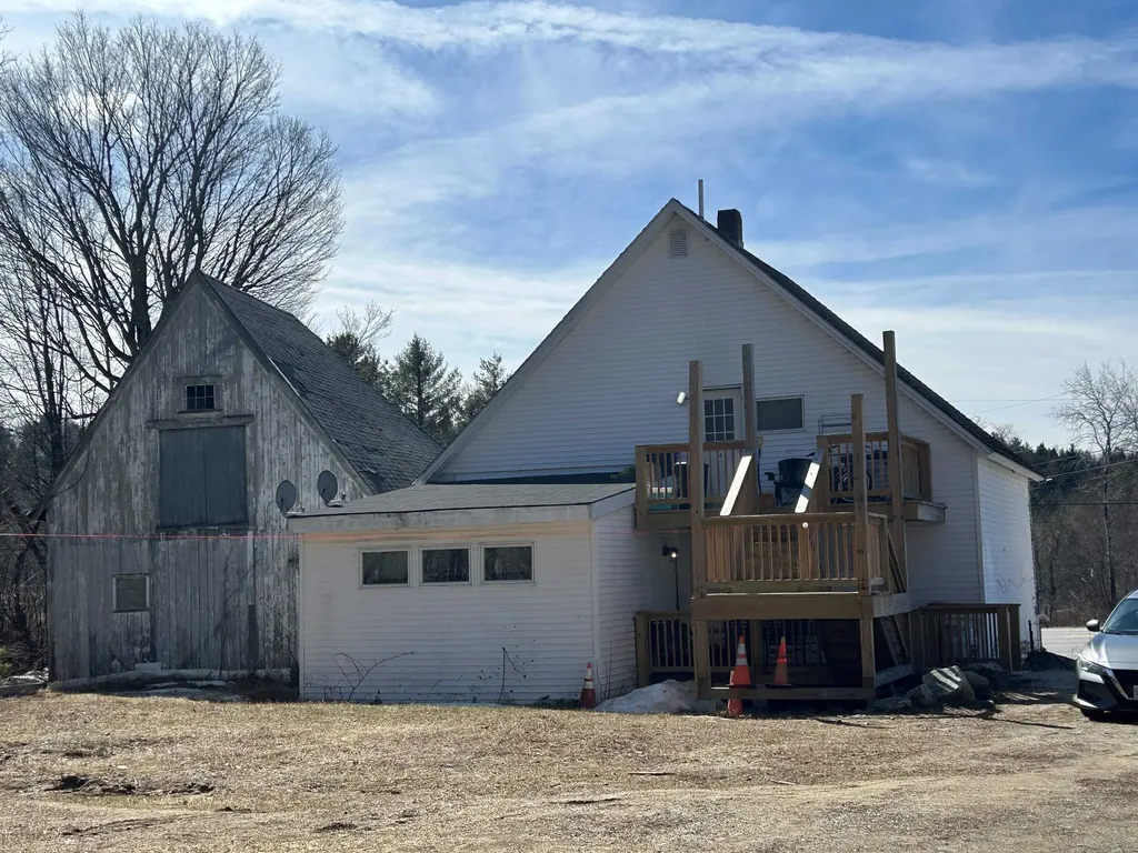 75 Library Road Grafton NH 03240