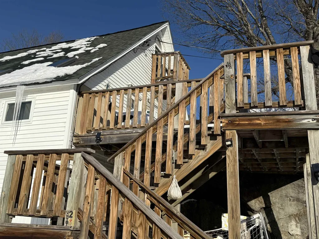 75 Library Road Grafton NH 03240