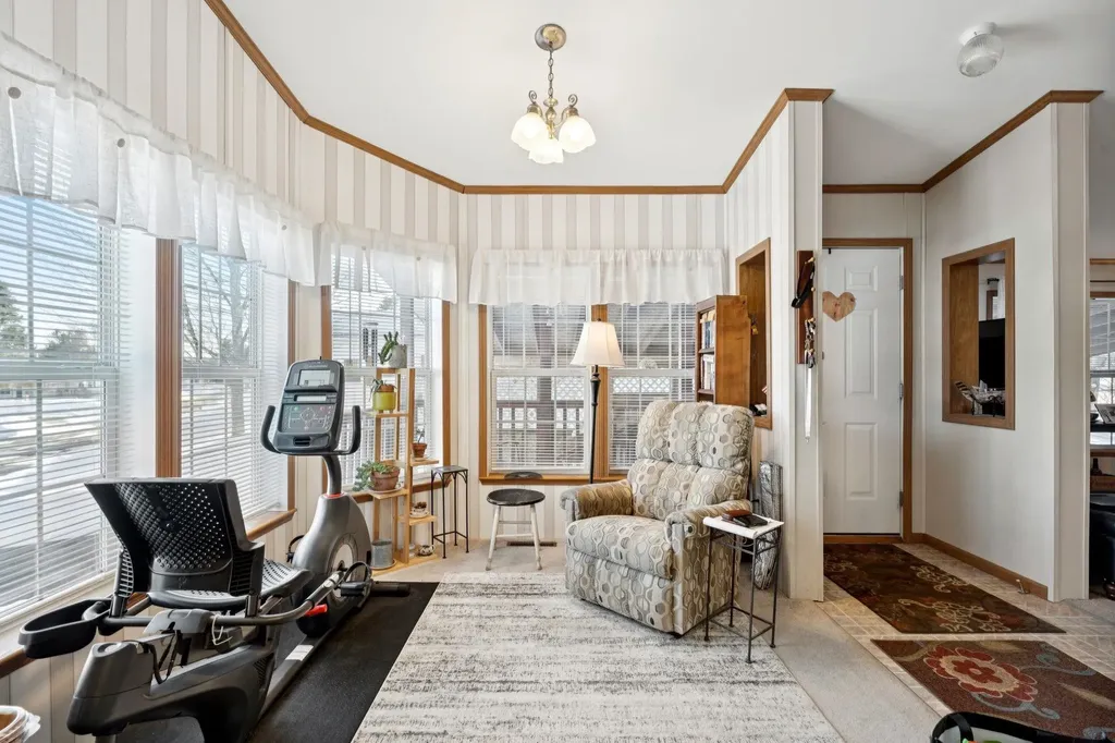 66 Country Skyline Boulevard Weathersfield VT 05089