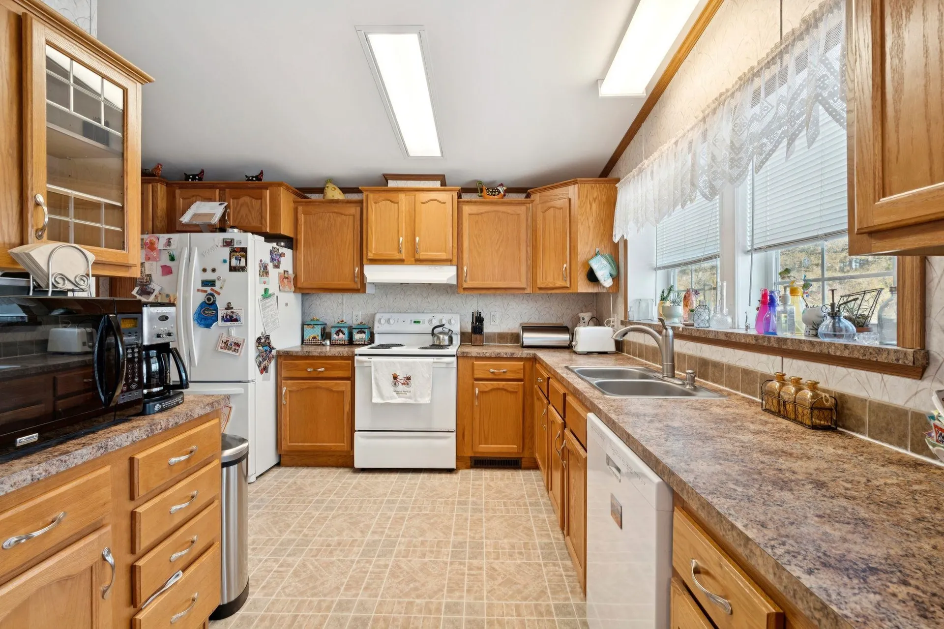 66 Country Skyline Boulevard Weathersfield VT 05089