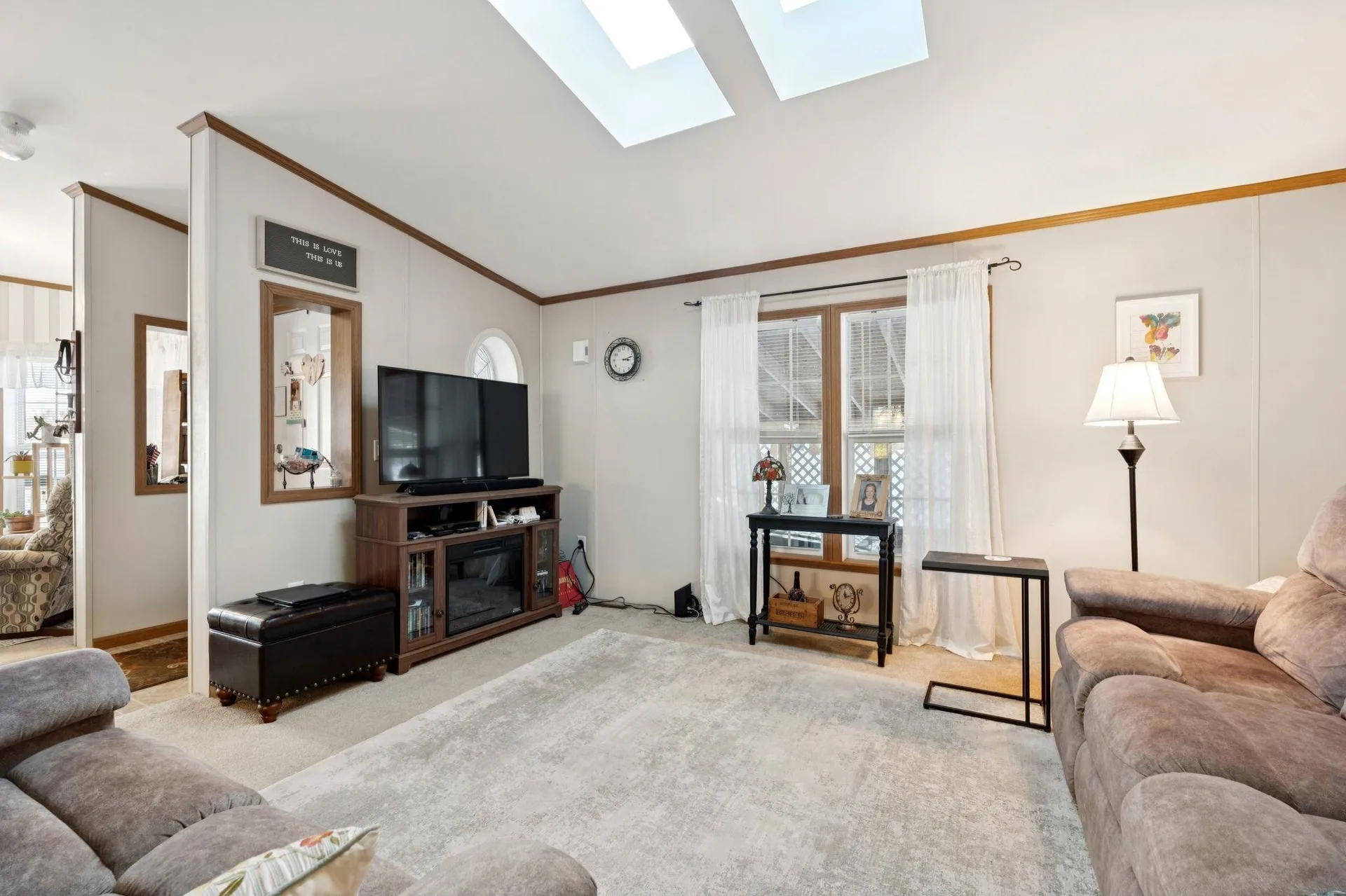 66 Country Skyline Boulevard Weathersfield VT 05089