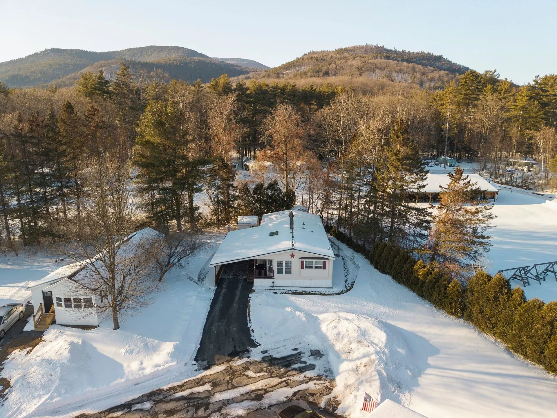 66 Country Skyline Boulevard Weathersfield VT 05089