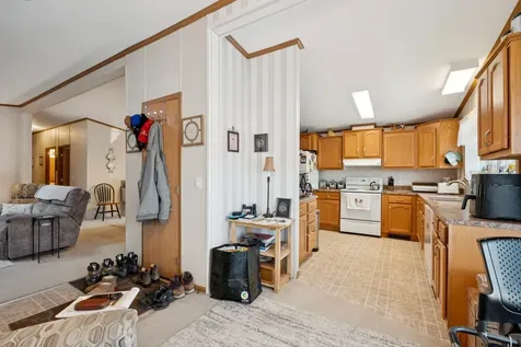 66 Country Skyline Boulevard Weathersfield VT 05089