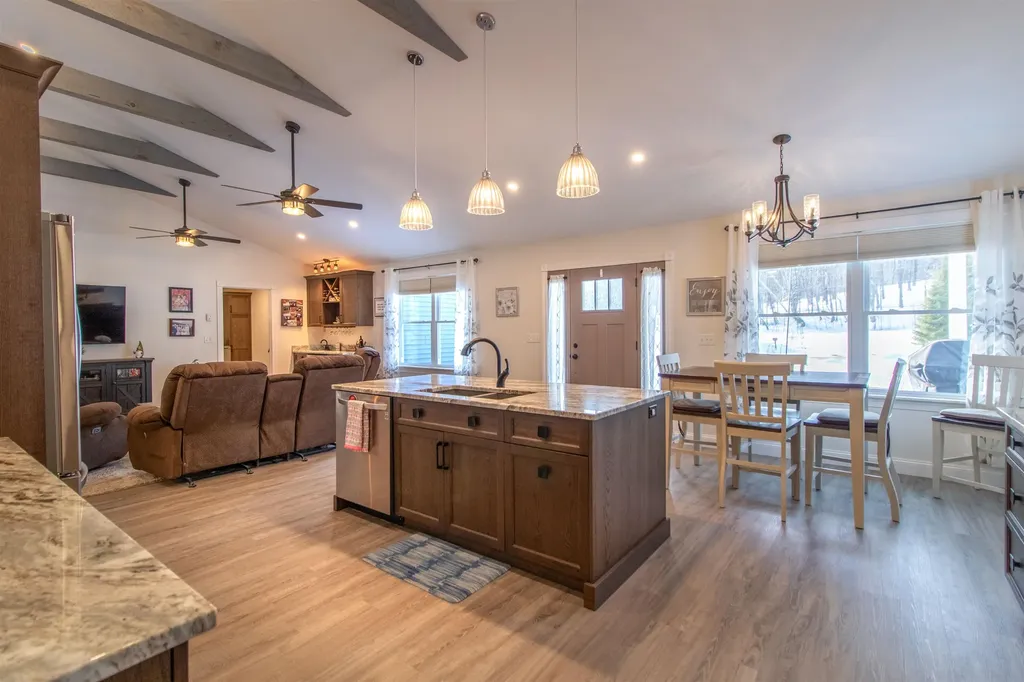 2765 Loop Road Troy VT 05868