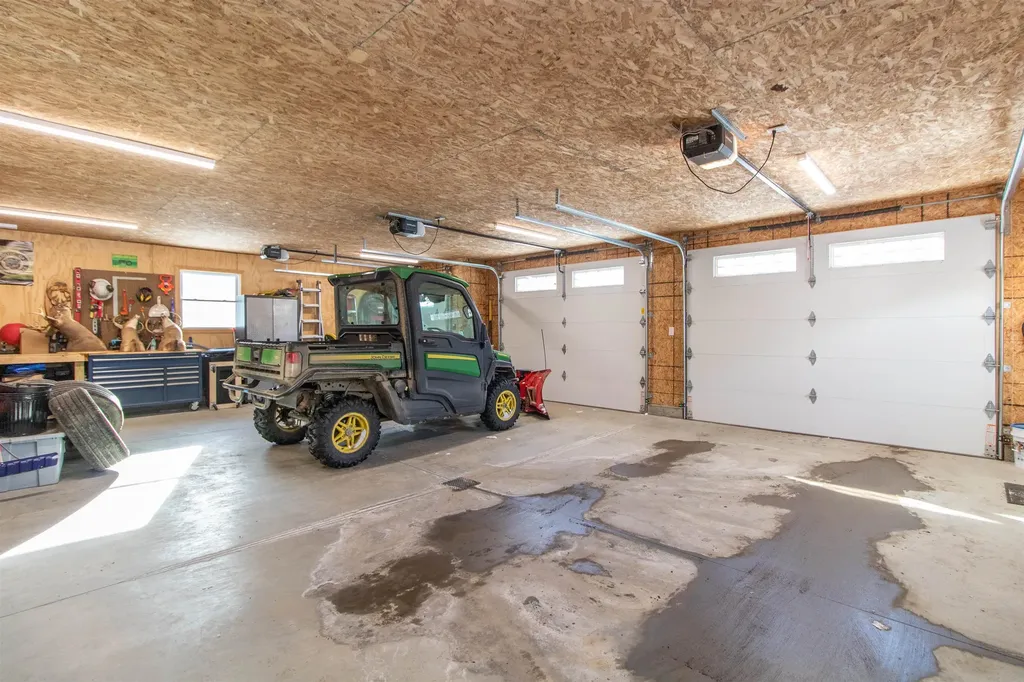 2765 Loop Road Troy VT 05868