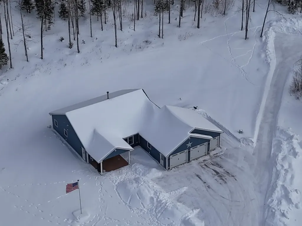 2765 Loop Road Troy VT 05868