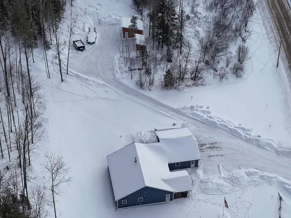 2765 Loop Road Troy VT 05868