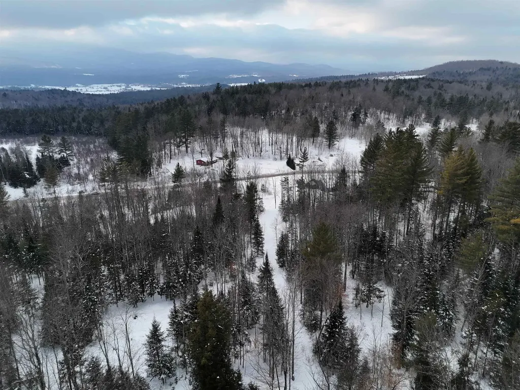 2765 Loop Road Troy VT 05868