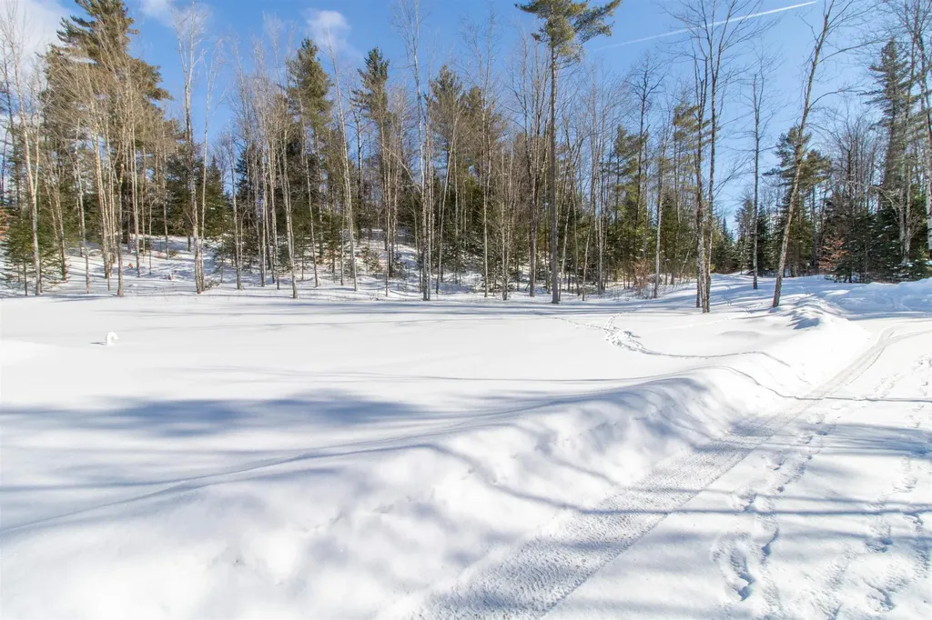 2765 Loop Road Troy VT 05868