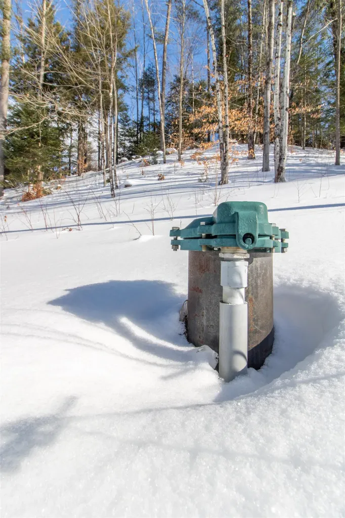 2765 Loop Road Troy VT 05868