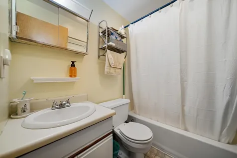 37 Alice Drive Concord NH 03303