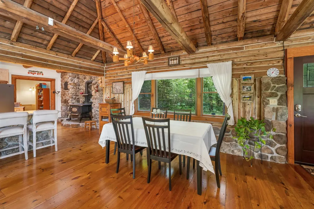 83 Towle Road Jackson NH 03846