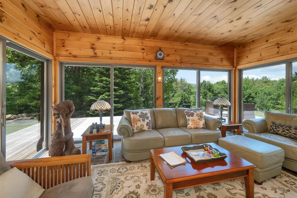 83 Towle Road Jackson NH 03846