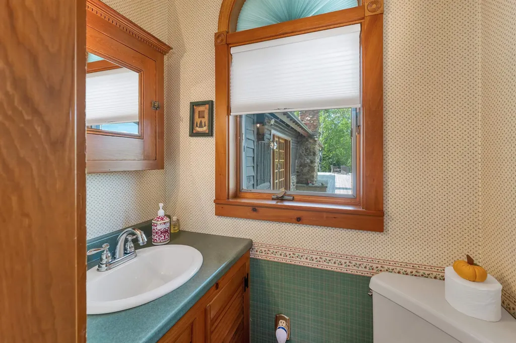 83 Towle Road Jackson NH 03846