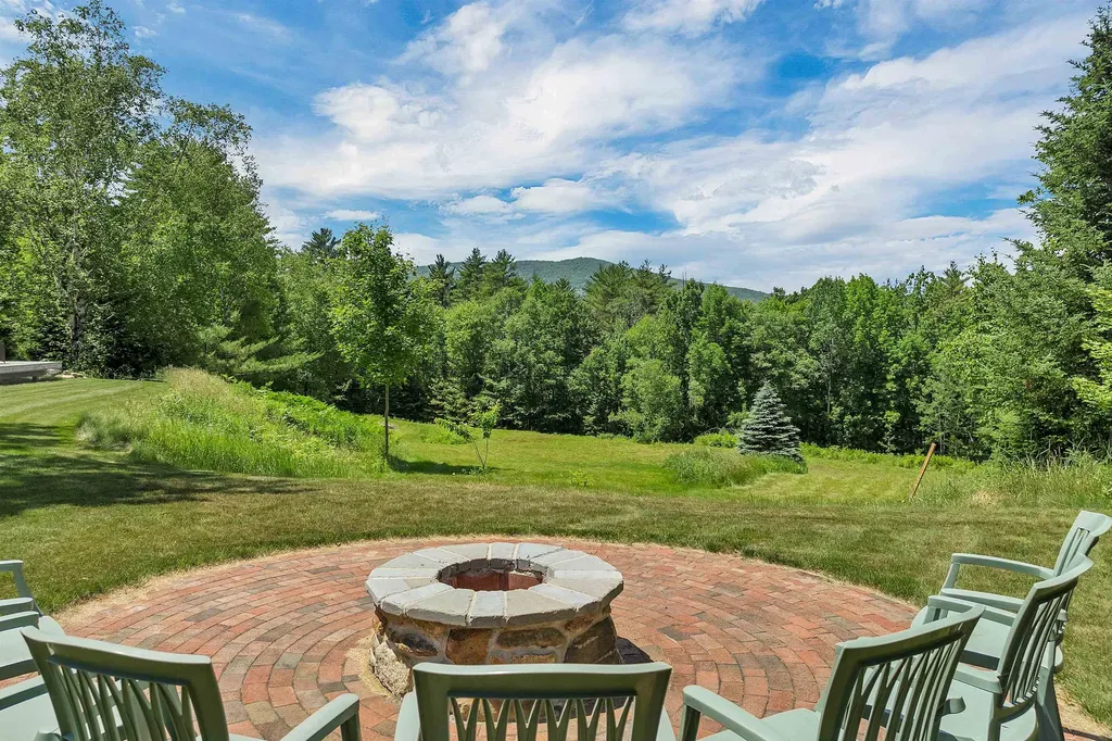 83 Towle Road Jackson NH 03846