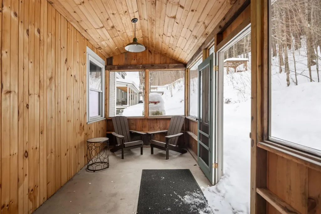 406 Maple Street Stowe VT 05672