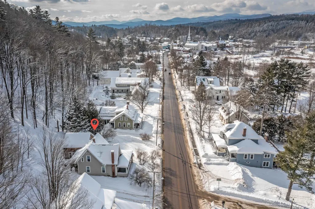 406 Maple Street Stowe VT 05672