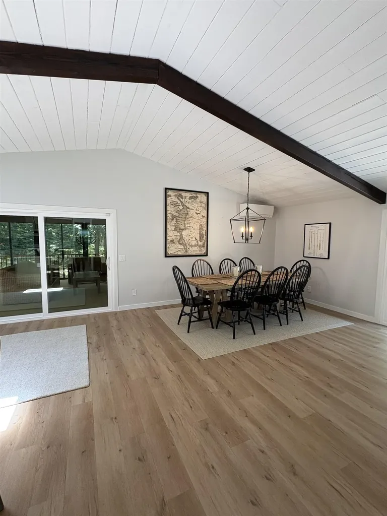 121 Upper Bay Road Sunapee NH 03287