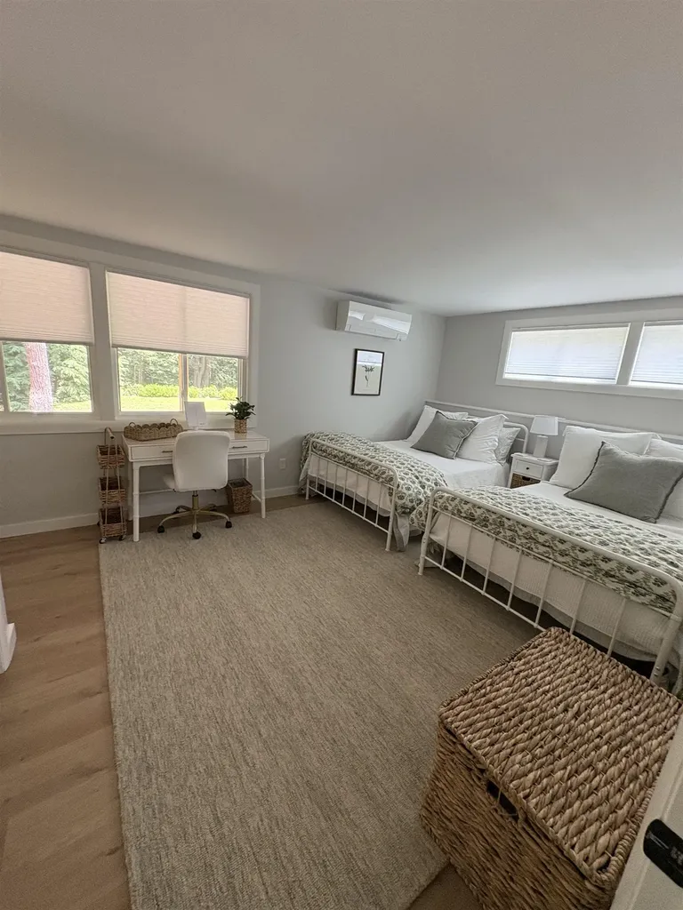 121 Upper Bay Road Sunapee NH 03287