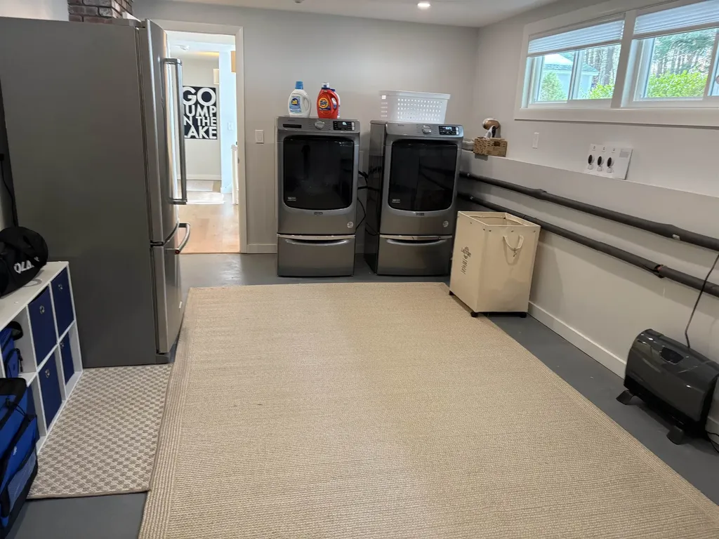 121 Upper Bay Road Sunapee NH 03287