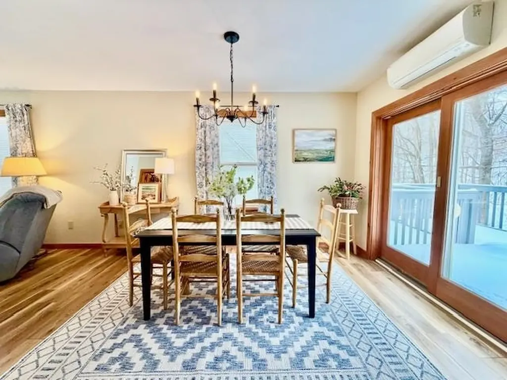 328 Chester Knoll Drive Bennington VT 05201