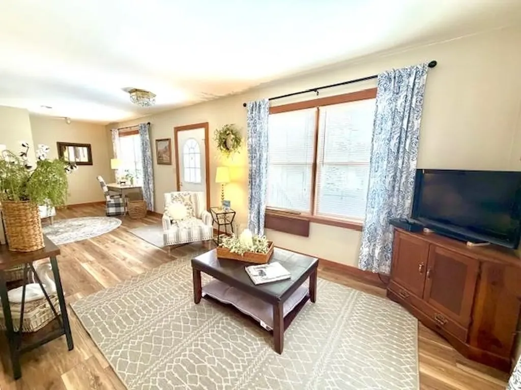 328 Chester Knoll Drive Bennington VT 05201