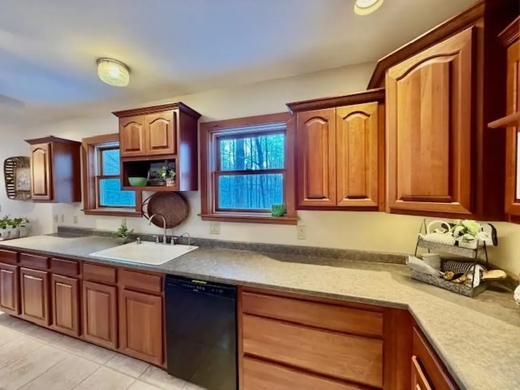 328 Chester Knoll Drive Bennington VT 05201