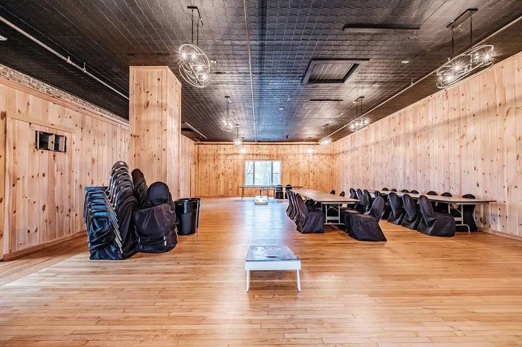 184 Route 108 Rumford ME 04276