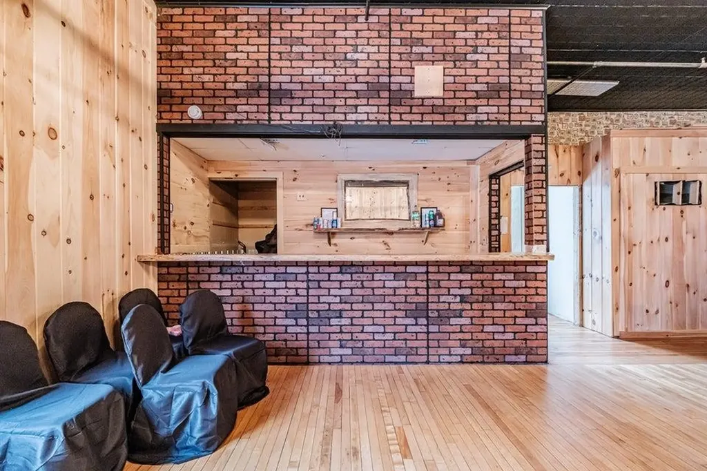 184 Route 108 Rumford ME 04276